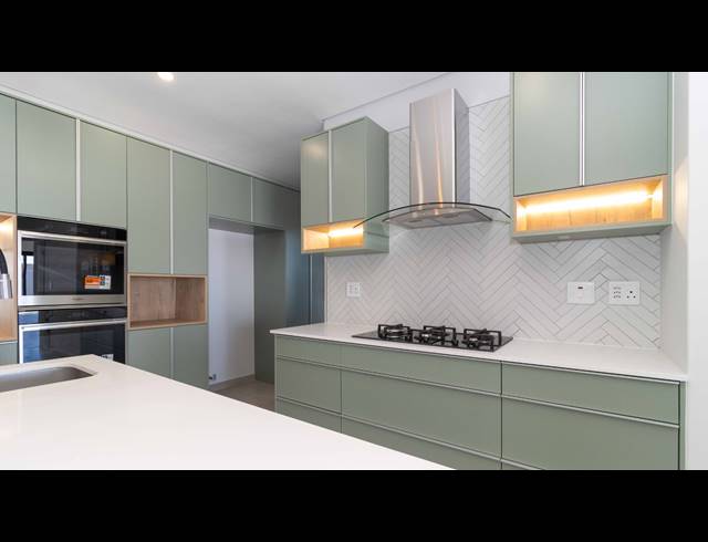 4 BEDROOM HOUSE FOR SALE IN SANDOWN